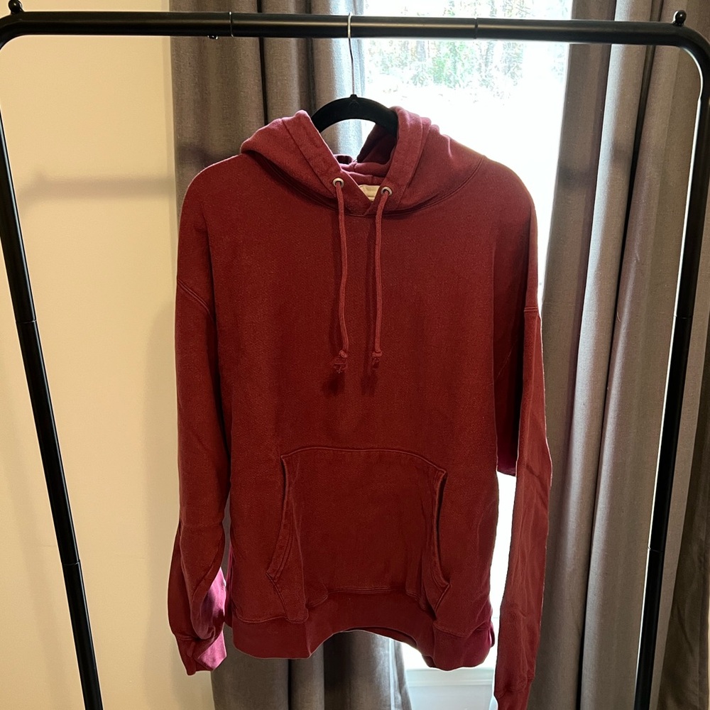 Champion Men’s Burgundy Hoodie Sweater